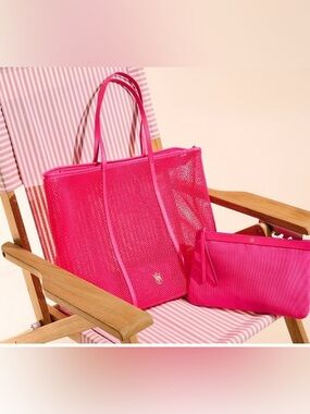 🆕 Victorias Secret Bright Pink Mesh Tote Bag with Pouch